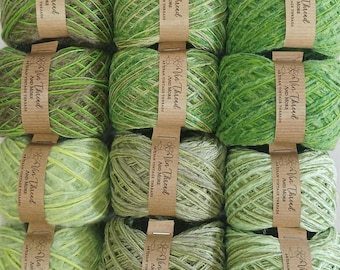 Fascio di filato multistrato riciclato: mélange verde mela, spessore DK