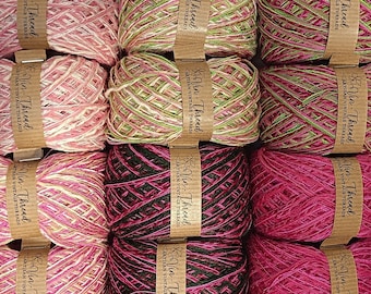 Pacote de fios reciclados multicoloridos: rosa, roxo, verde, branco (300g)
