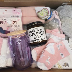 Newborn Baby Bundle Box - Pregnancy Gift - Baby Shower Gift - Birth Gift - Neutral Baby Gift Bundle for New Mothers - Thank You Gift Box