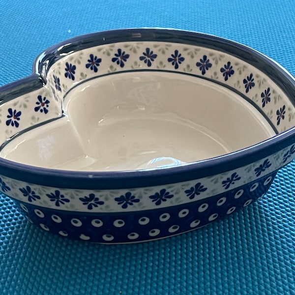 Boleslawiec Pottery Baking Heart Dish Flowers Hand Made Poland