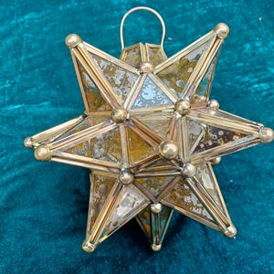 decorative hanging Moravian star