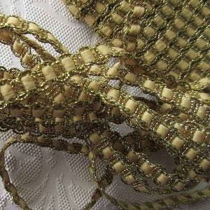 4 Yards Vintage Delicate Narrow Metallic Trim In Gold And Buttercream Old Store Stock VT16 image 1