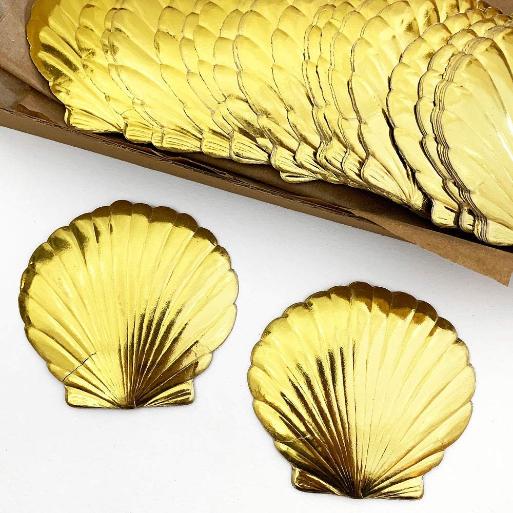 no.0497 ゴールドカットとSea shell From Germany 4 Large Dresden Sea Shells Paper Foil Die Cut Gold