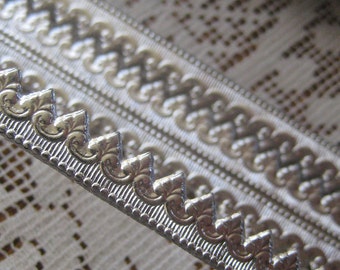 12 Strips Germany Silver Embossed Fancy Foil Paper Dresden Trim  DFW221S x2