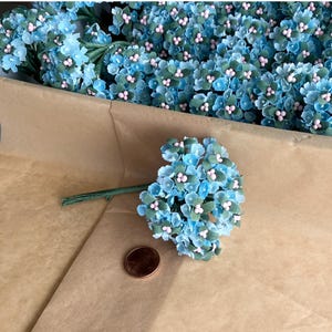 Vintage Blue Forget Me Nots Millinery Fabric Flowers 1950s VAT107