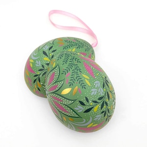 England Tin Metal Easter Egg Green Box Ornaments 2-3/4&quot; Nostalgic Craft Storage TEG248