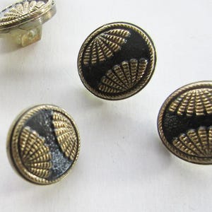 10 Vintage Glass Buttons Handmade Gold And Black Glass R-33