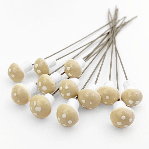 Mini Toadstools on Wire: Bunch of 12 Mini Toadstools on Wire: Bunch of 12