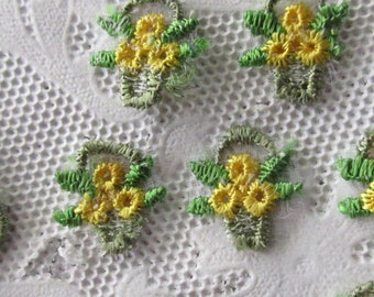 12 Sweet Vintage Green Yellow Venise Flower Basket Appliques Old Store Stock Made In USA