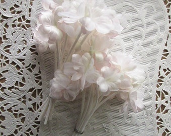 24 Vintage East Germany Pink Blush White Satin And Organza Flowers Millinery  1950s VAF900 x2