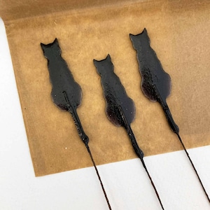 Czech 12 Retro Style Black Cats Halloween Lacquered Craft Picks LAC014