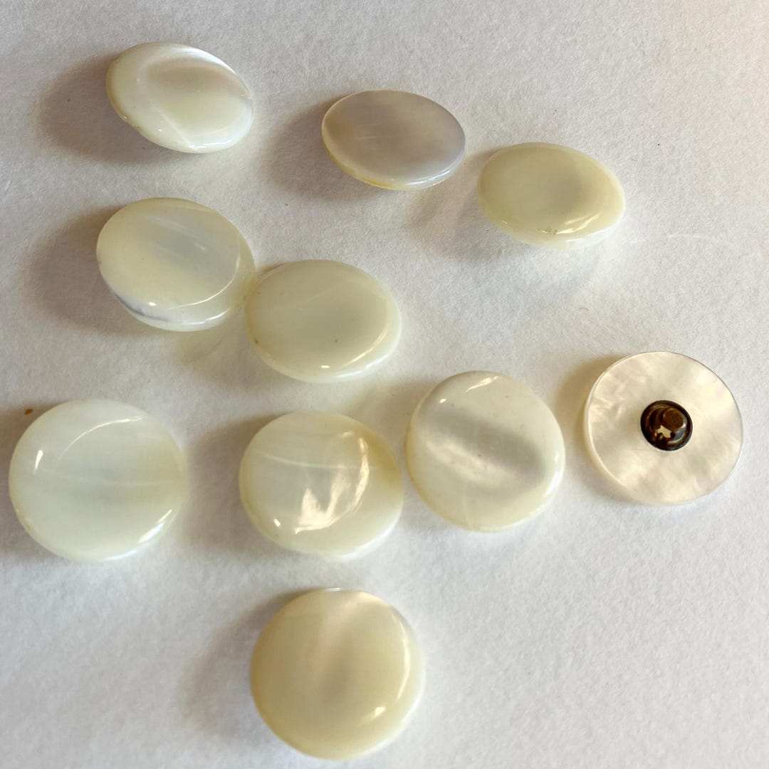 10 Vintage Glossy Shell Buttons Mother of Pearl Nacre Button 11/16" R-3 ...