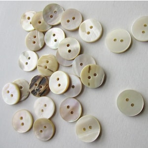 12 Natural Shell Buttons 9/16&quot; Mother Of Pearl Button G20