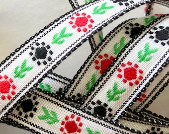 From Japan 5 Yards Vintage Floral Trim Ribbon 7/16" Cotton Poly Jacquard Ribbon White Green Red Black VT173