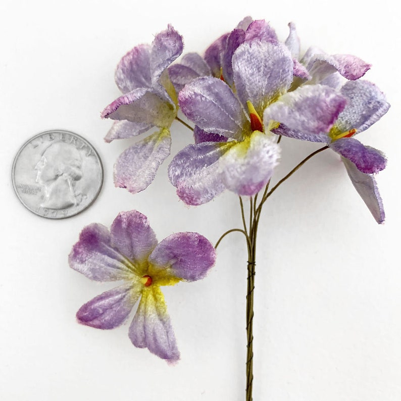 6 Czech Velvet Light Purple Violets Millinery Flowers NFC035-NL-LP image 3