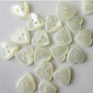 20 Heart Buttons Small White Plastic Button G12