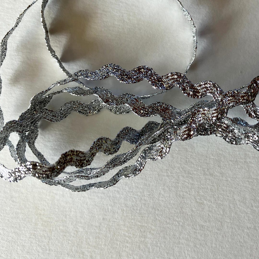 5 Yards Very Tiny Metallic Narrow Silver Zig Zag Ric Rac Braid Woven ...