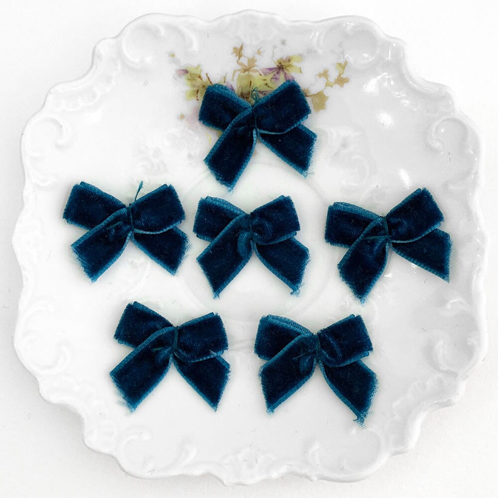 12 Velvet Ribbon Bows Hand Sewn Ultramarine Blue VB23 X2 - Etsy