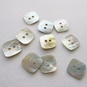 10 Rounded Square Shaped Shell Buttons Mother Of Pearl Nacre Button 5/8&quot; #Y