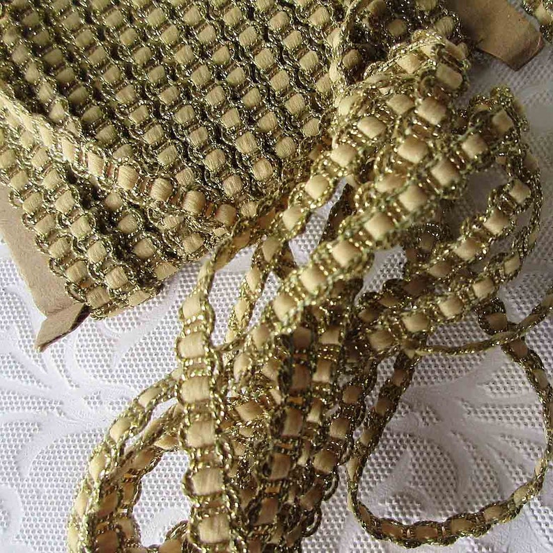 4 Yards Vintage Delicate Narrow Metallic Trim In Gold And Buttercream Old Store Stock VT16 image 4