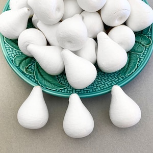 10 Czech Spun Cotton Pears 1-3/4&quot; SC035 x2