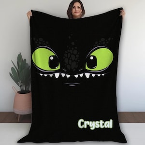Custom How to train Your Dragon Fleece Blanket, Personalized Dragon Animated Blanket, Toothless, Hiccup, Night Fury, Gifts for Dragon Lover