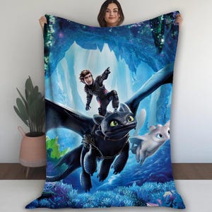 Personalized How to Train Film Your Dragon Toothless Light Fury Hiccup Fleece Blanket, Toothless Animated Blanket Gift for Family, Kid, Baby