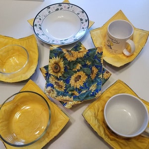 Sunflower Bright Yellow Design Cozy Reversible Great for Hot Dishes OR Ice Cream Fits most any size Cup or Bowl FREE SHIPPING image 2