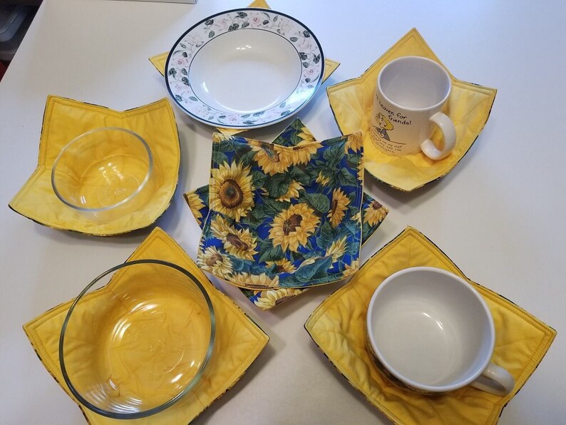 Sunflower Bright Yellow Design Cozy Reversible Great for Hot Dishes OR Ice Cream Fits most any size Cup or Bowl FREE SHIPPING image 2