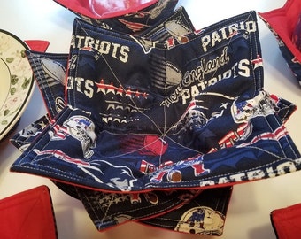 New England Patriots Retro Design Cozy | Reversible | Great for Hot Dishes OR Ice Cream | Fits most any size Cup or Bowl | FREE SHIPPING