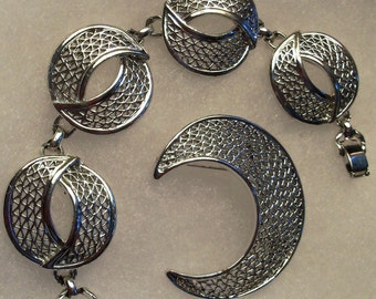 Vintage Sarah Coventry "Crescent" Brooch & Bracelet  (FREE SHIPPING)