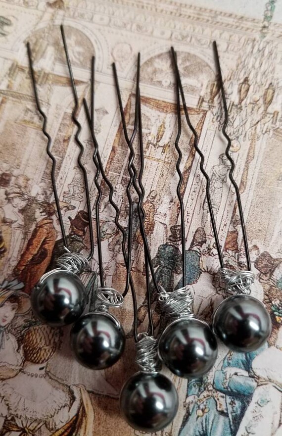 Silvery Gray Pearl Hairpins: Set of 3 Vintage Miriam Haskell  display picture 3