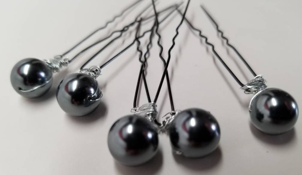 Silvery Gray Pearl Hairpins: Set of 3 Vintage Miriam Haskell  display picture 3
