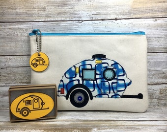 Blue Mod Fabric Teardrop Trailer Applique Zipper Pouch with Keychain and Magnet, TAB, TAG, Camping Trailer, Caravan