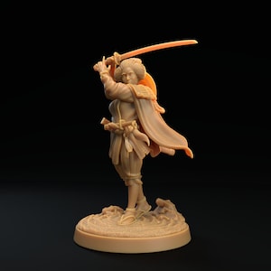 Female Ronin Japanese Woman | The Dragon Trappers Lodge | 32mm Scale | Miniature RPG Tabletop Mini Resin DnD Dungeons and Dragons