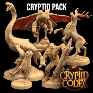 Può includere: Una collezione di figurine di criptidi beige, tra cui una creatura dal collo lungo, un umanoide simile a una falena, un cervo, una figura simile a un uccello e un Bigfoot. Il testo "CRYPTID PACK" è in alto. Il logo Cryptid Codex è in basso.