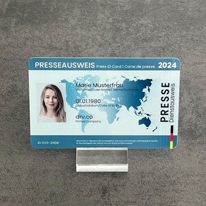 プレスパス、プレス、ID カード - パーソナライズ、- 2025、プラスチック カード、新しいモデル、カード、チケット