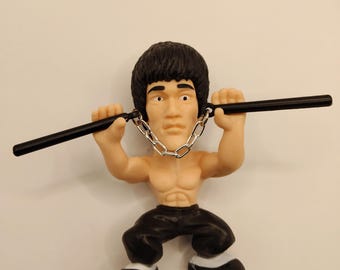 Vintage Bruce Lee Figures: Iconic Movie Series, Retro Collectibles