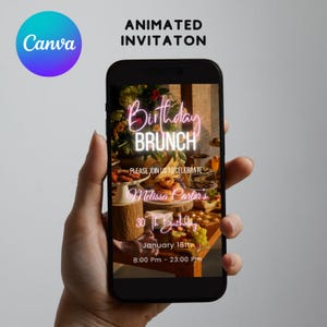 Puede incluir: La pantalla de un tel&eacute;fono m&oacute;vil que muestra una invitaci&oacute;n a un brunch de cumplea&ntilde;os con texto rosa ne&oacute;n que dice "Birthday Brunch". La invitaci&oacute;n es para el 30 cumplea&ntilde;os de Melissa Carter el 18 de enero de 20:00 a 23:00.