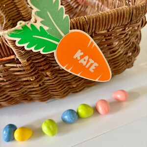 Porte-nom de panier de Pâques fait main, design carotte personnalisable