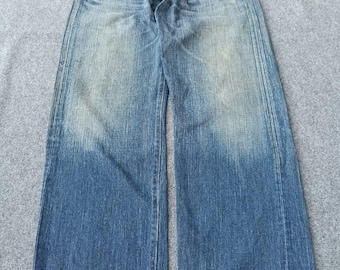 Y2K Levi’s 510 red loop Made In Japan Wide Leg Baggy Denim.