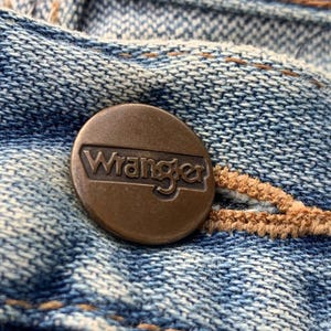 Pantalones vaqueros Wrangler de mezclilla azul estilo años 60 - Hechos en EE. UU. - Cremallera Scovill. Talla 32. imagen 3