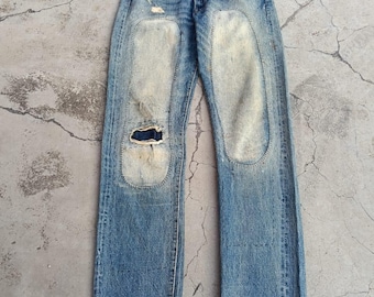 Vintage Distressed Levi's 501ZXX BIG E  Selvedge Denim Patchwork Jeans.Size 30
