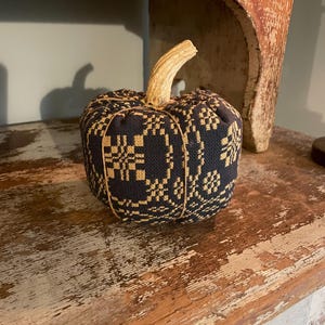 Handmade woven fabric pumpkin, Vintage look Pumpkin, Coverlet pumpkin, Colonial style, Fall decor, Prim decor, Halloween, Farmhouse, Country