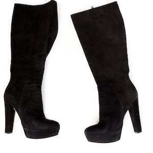 38 Barney&#39;s New York Black PLATFORM, Made In Italy, Suede Leather Knee High Boots, 1970&#39;s style, Size 7 US, High Heels, Stiletto Boots