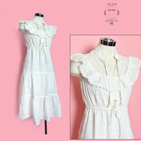 Gunne Sax style Vintage Peasant Dress, 1970's Whit