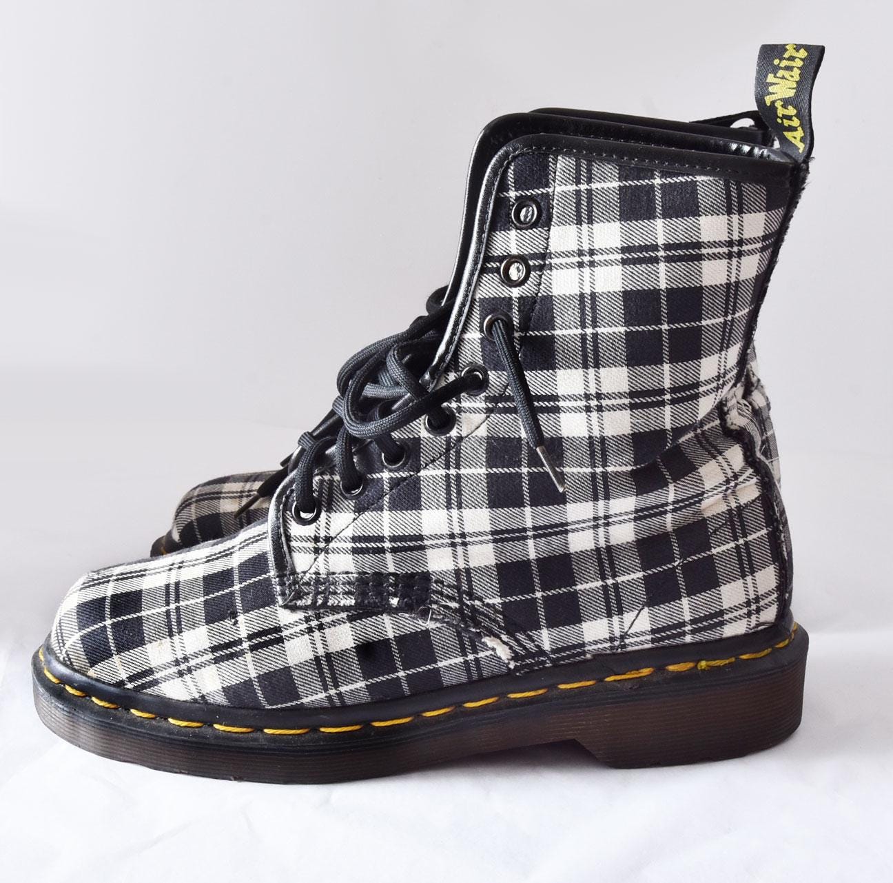Dr Martens The Original Made in England Plaid Black White Ankle Boots Men 7 1460 Ox Blood Dr. Martens Ankle Boots Made in England, Sz  main image 3