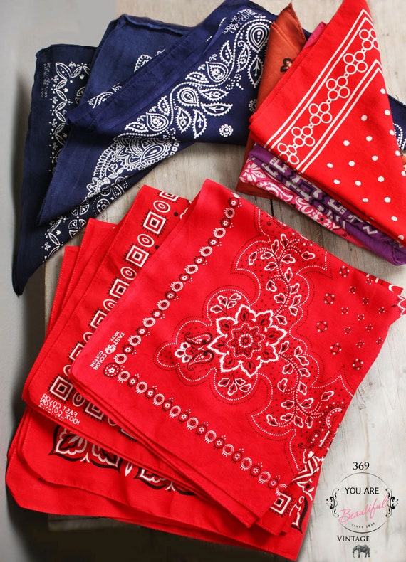 2 Vintage TRUNK UP Bandanas, 1950's Blue Bandana,