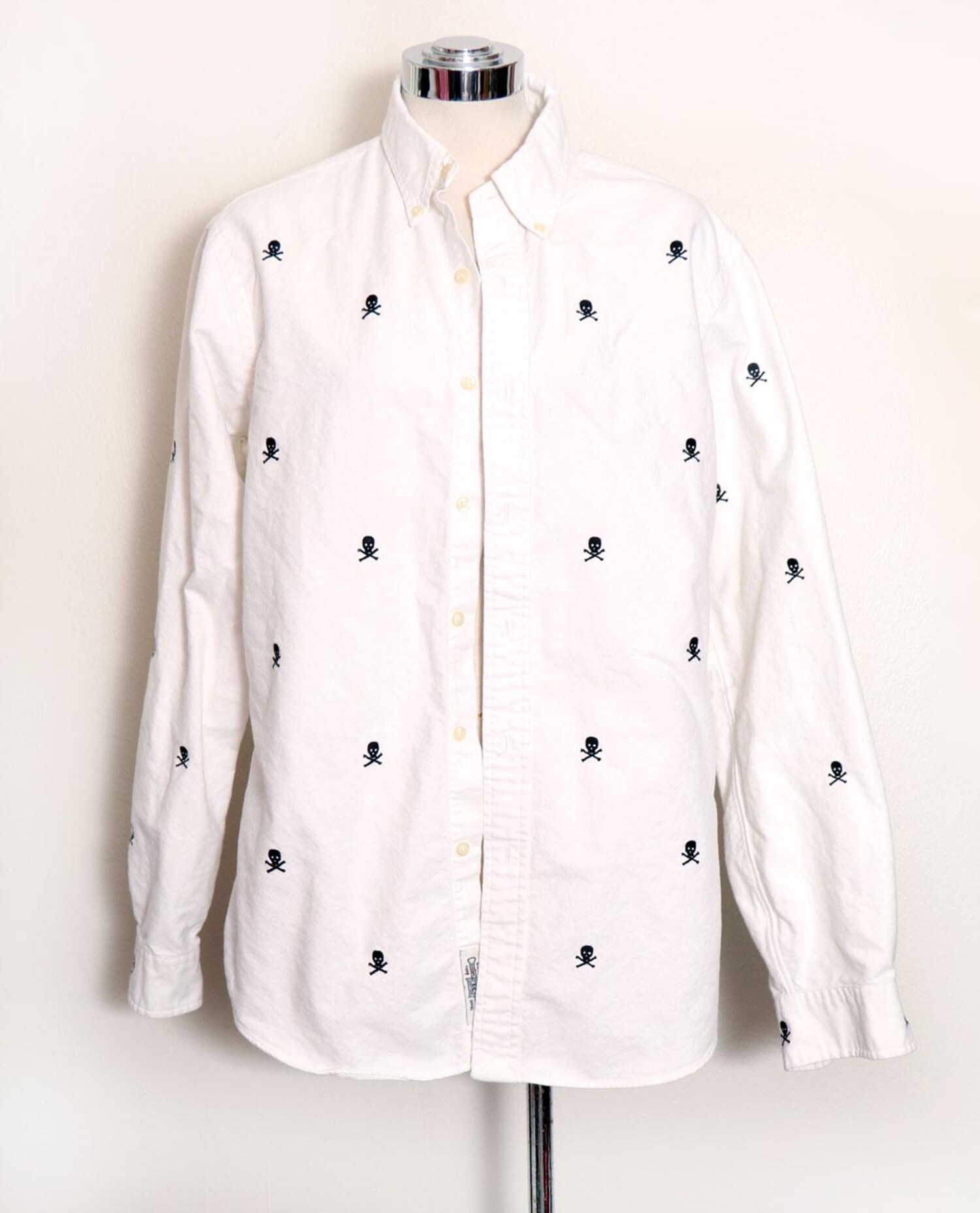 POLO Ralph Lauren Skulls Men's White Button down Shirt, 46" CHEST, Long sleeves, Y2K