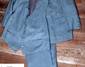 70's Blue 3 piece SUIT Men's PLUS SIZED 58, Jacket, Pants & Vest Vintage 1970's